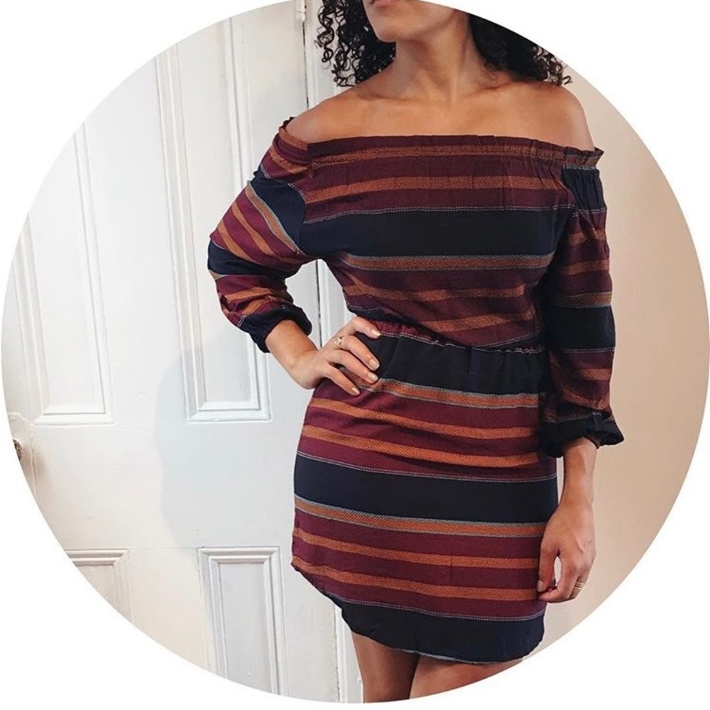 Harper & Me Off Shoulder Dress Small